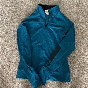 Pink blue quarterzip top